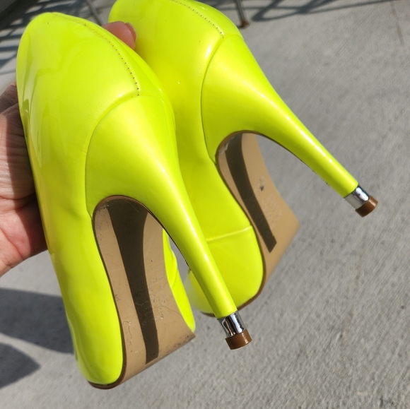 Shoes Andrea size 8 color Neon - Picture 6 of 7